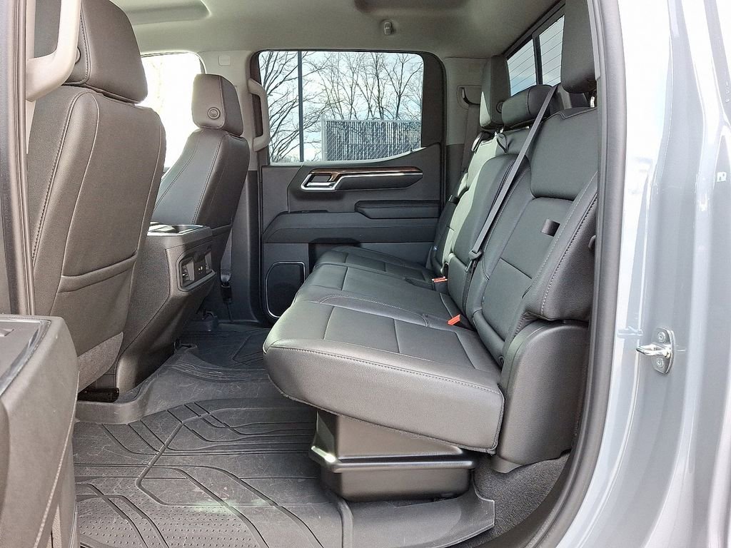 2024 Chevrolet Silverado 1500 RST - Photo 13