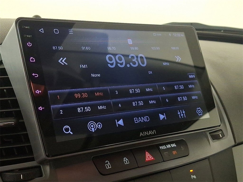 2011 Buick Regal CXL photo 3