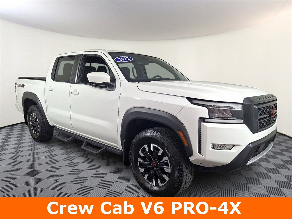 2022 Nissan Frontier PRO-4X's photo