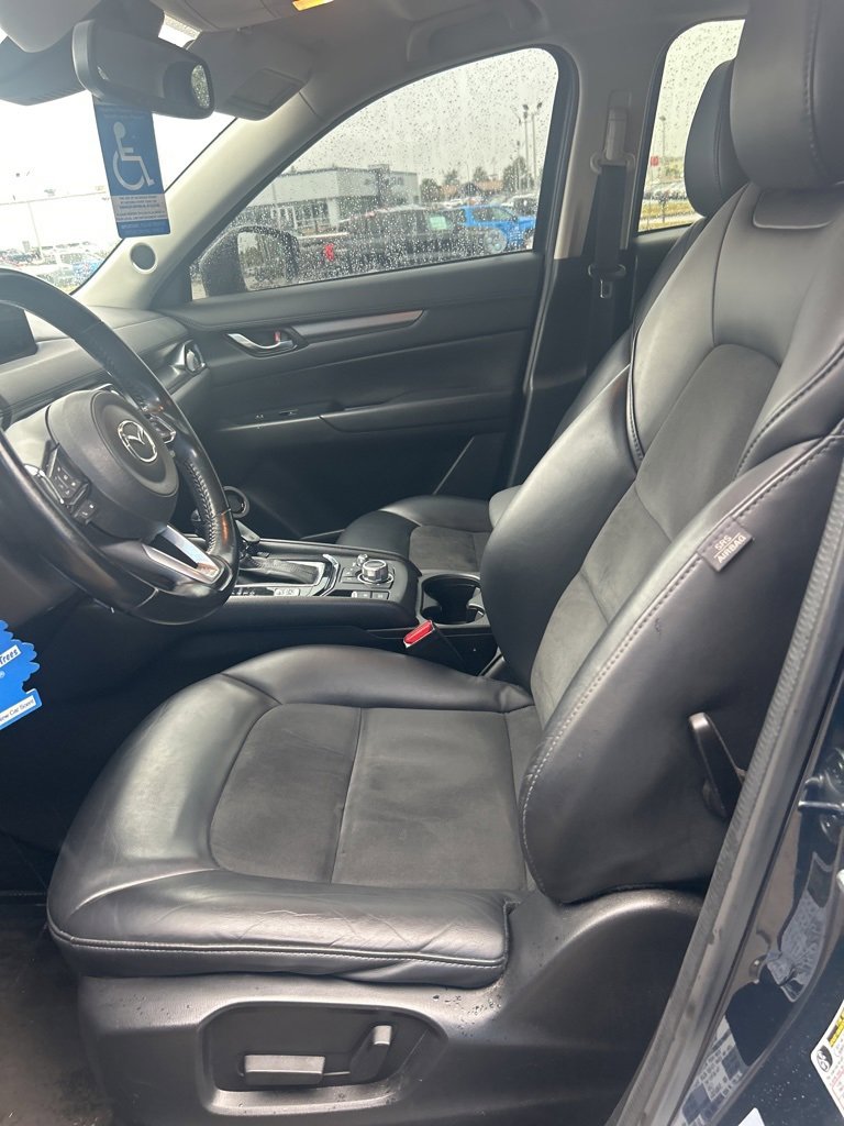 2018 Mazda CX-5 Touring photo 3