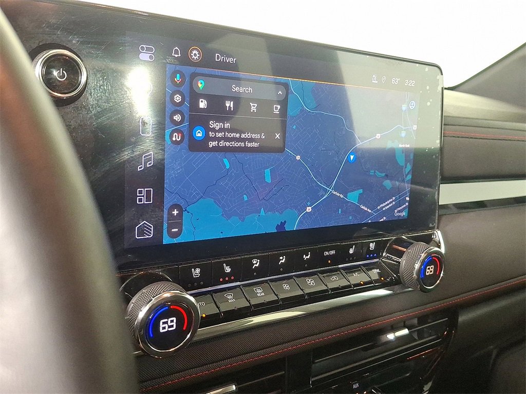 2024 Chevrolet Colorado Z71 photo 3