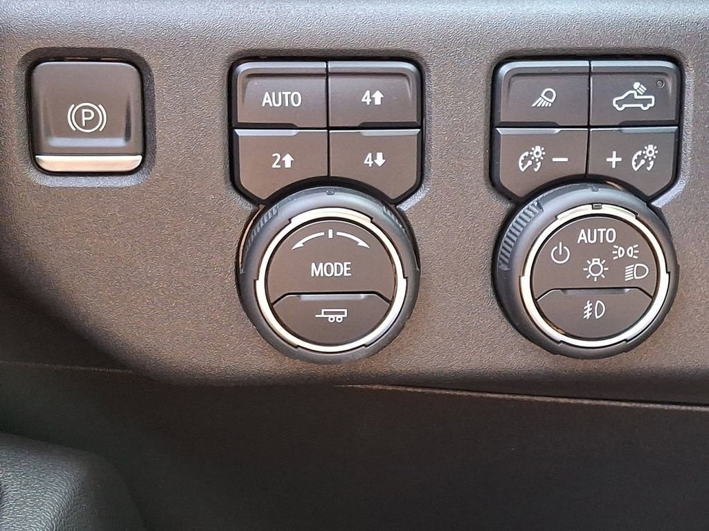 2022 Chevrolet Silverado 1500 LTZ - Photo 24