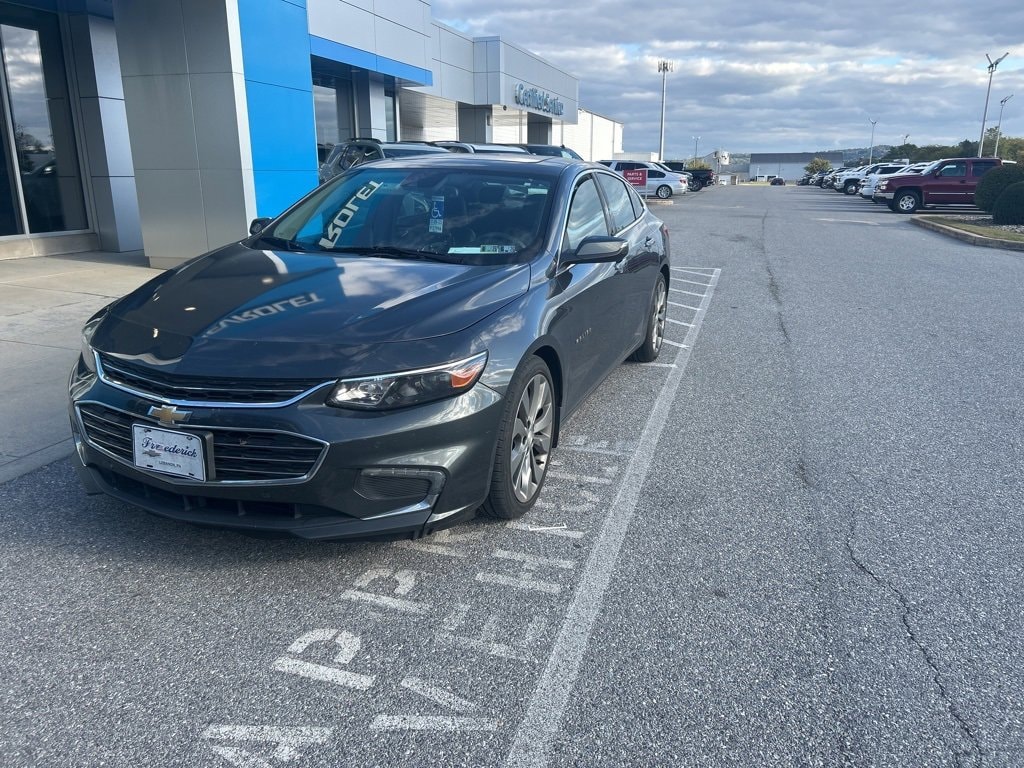 Used 2016 Chevrolet Malibu 2LZ Premier with VIN 1G1ZH5SX8GF237164 for sale in York, PA