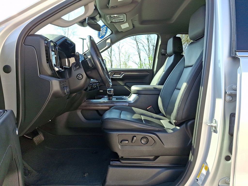 2022 Chevrolet Silverado 1500 LTZ - Photo 15