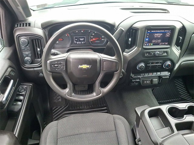 2024 Chevrolet Silverado 2500HD Custom photo 2