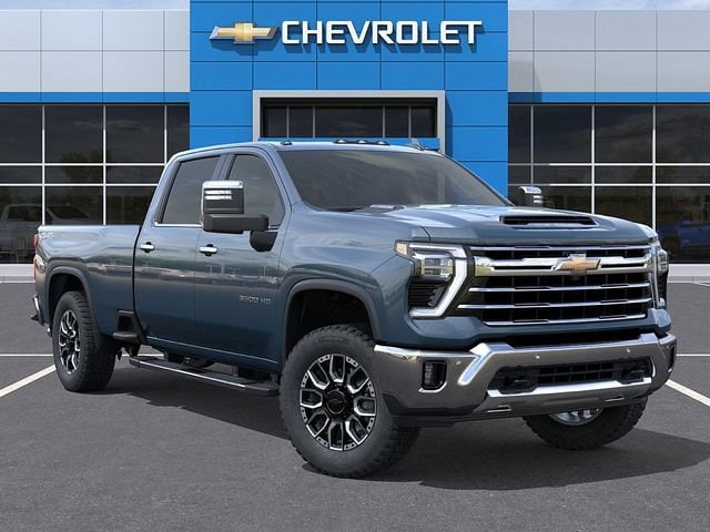 2026 Chevrolet Silverado 3500HD LTZ - Photo 7