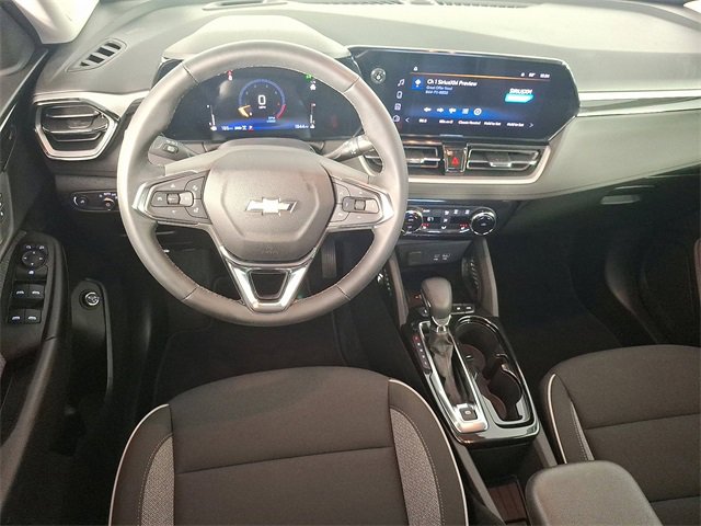 2026 Chevrolet Trailblazer LT photo 2