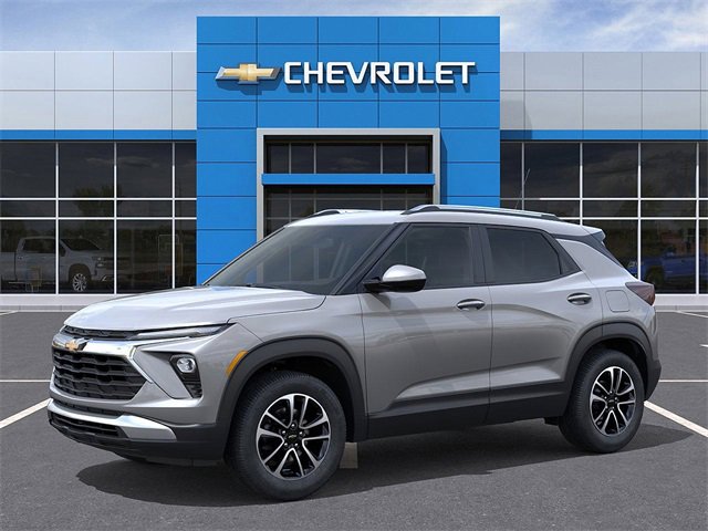 2026 Chevrolet Trailblazer LT photo 2