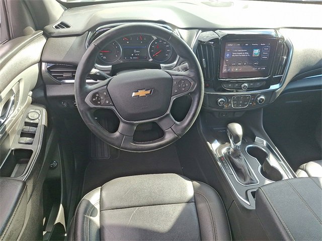 2023 Chevrolet Traverse Leather photo 2