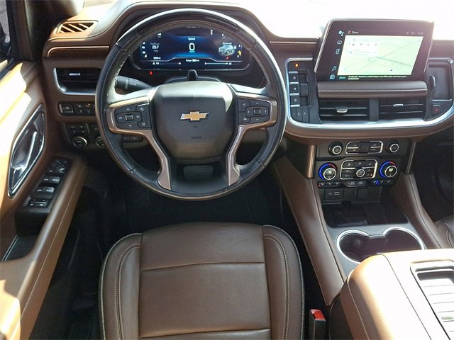 2024 Chevrolet Suburban High Country photo 2