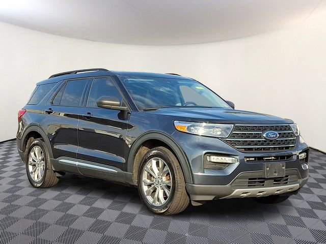 2023 Ford Explorer XLT 4WD's photo