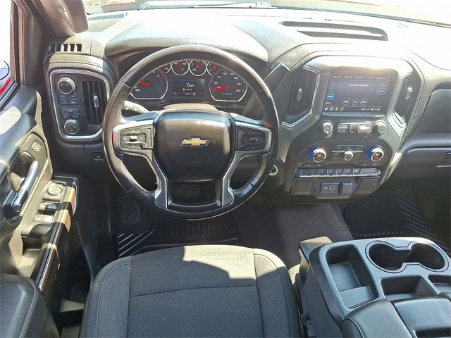 2021 Chevrolet Silverado 1500 LT photo 2