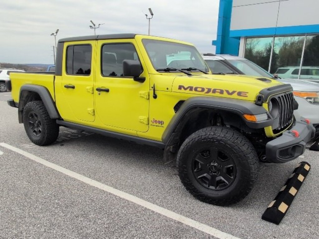 Used 2023 Jeep Gladiator Mojave Truck Crew Cab
