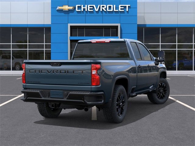 2026 Chevrolet Silverado 2500HD Custom photo 4