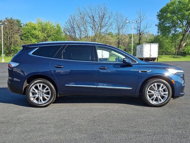 2023 Buick Enclave Essence - Photo 10