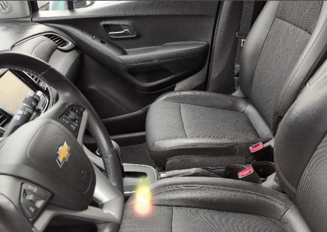 2019 Chevrolet Trax LT photo 4