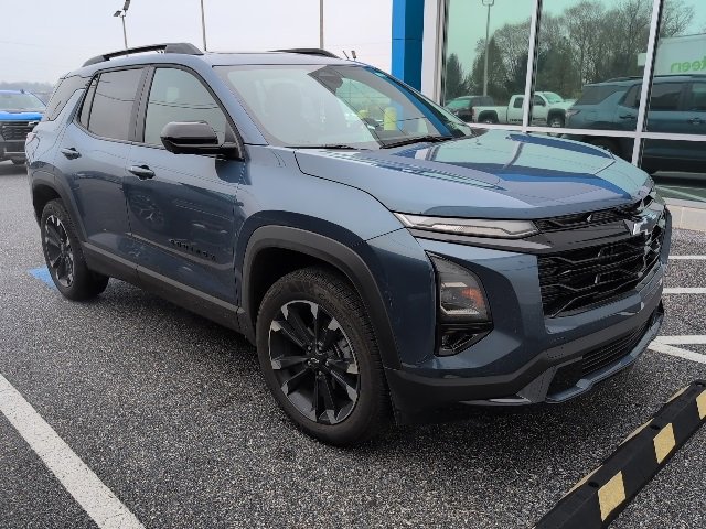 2025 Chevrolet Equinox RS photo 2