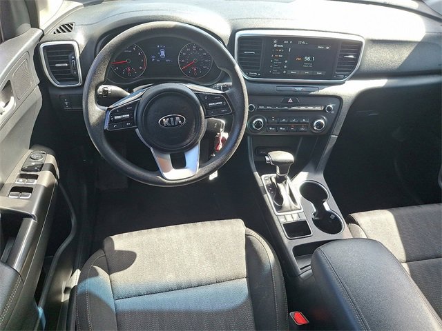 2022 Kia Sportage LX photo 2