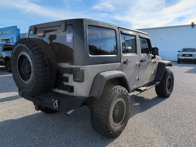 2016 Jeep Wrangler Unlimited Sport photo 2