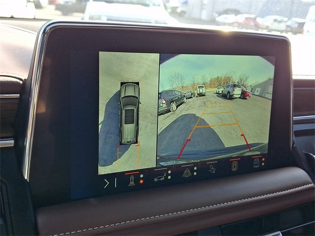 2024 Chevrolet Suburban High Country photo 4