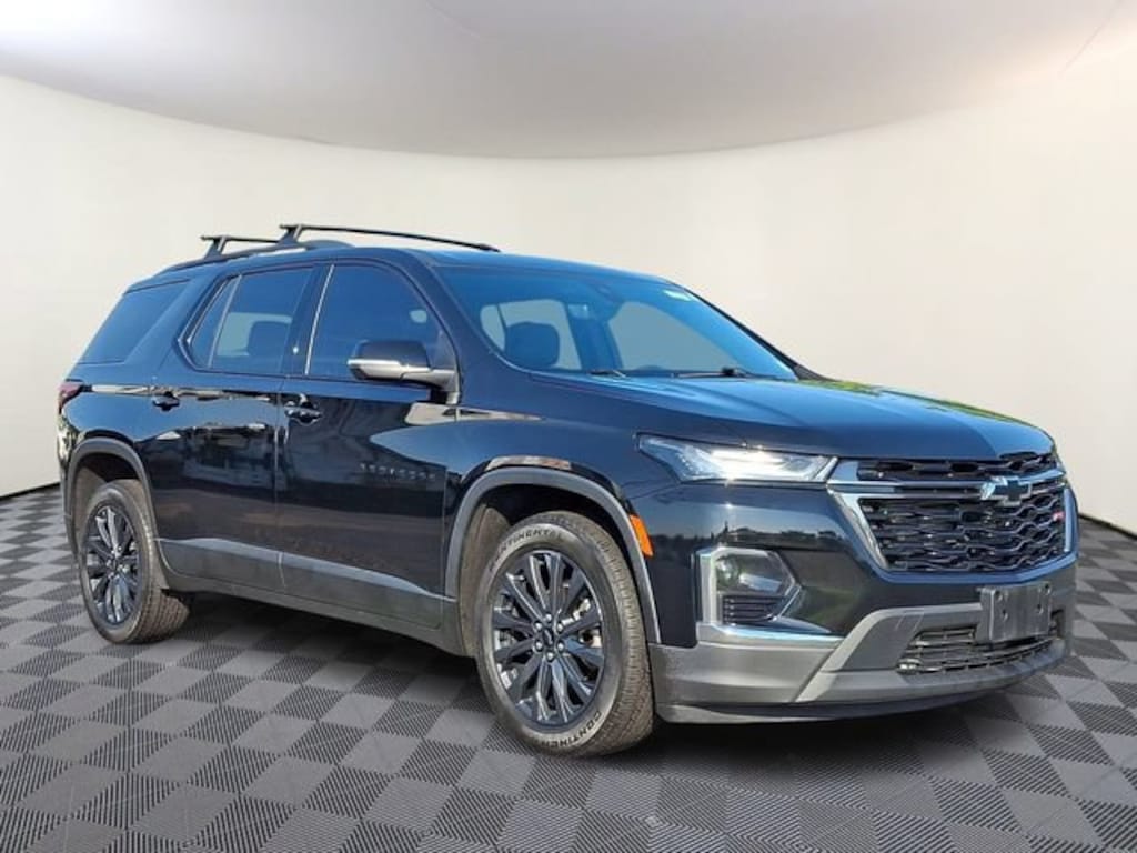 Used 2023 Chevrolet Traverse RS SUV