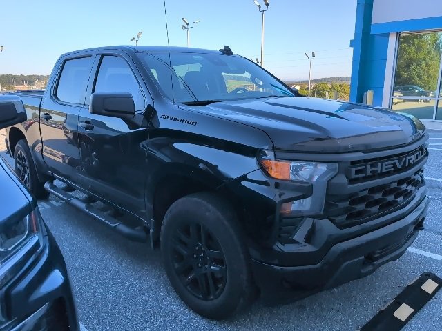 2024 Chevrolet Silverado 1500 Custom photo 2
