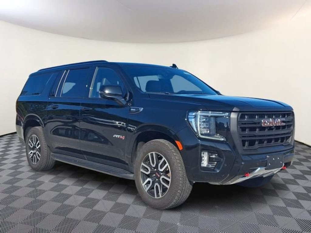 Used 2024 GMC Yukon XL AT4 SUV