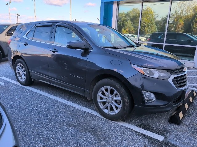 2019 Chevrolet Equinox LT photo 2