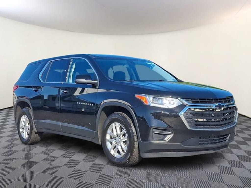 Used 2021 Chevrolet Traverse LS SUV