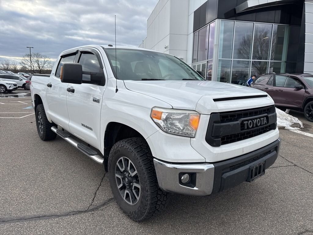 Used 2015 Toyota Tundra 4WD Truck SR5