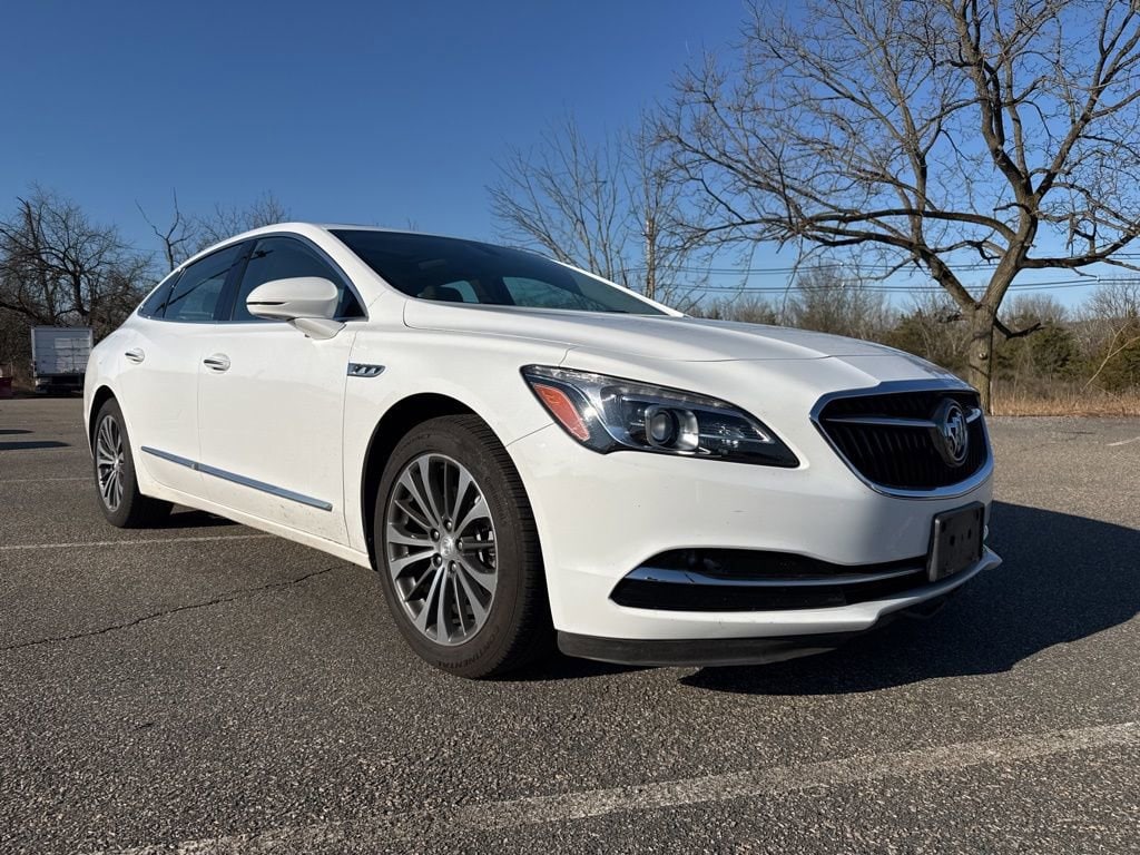 2017 Buick LaCrosse Essence