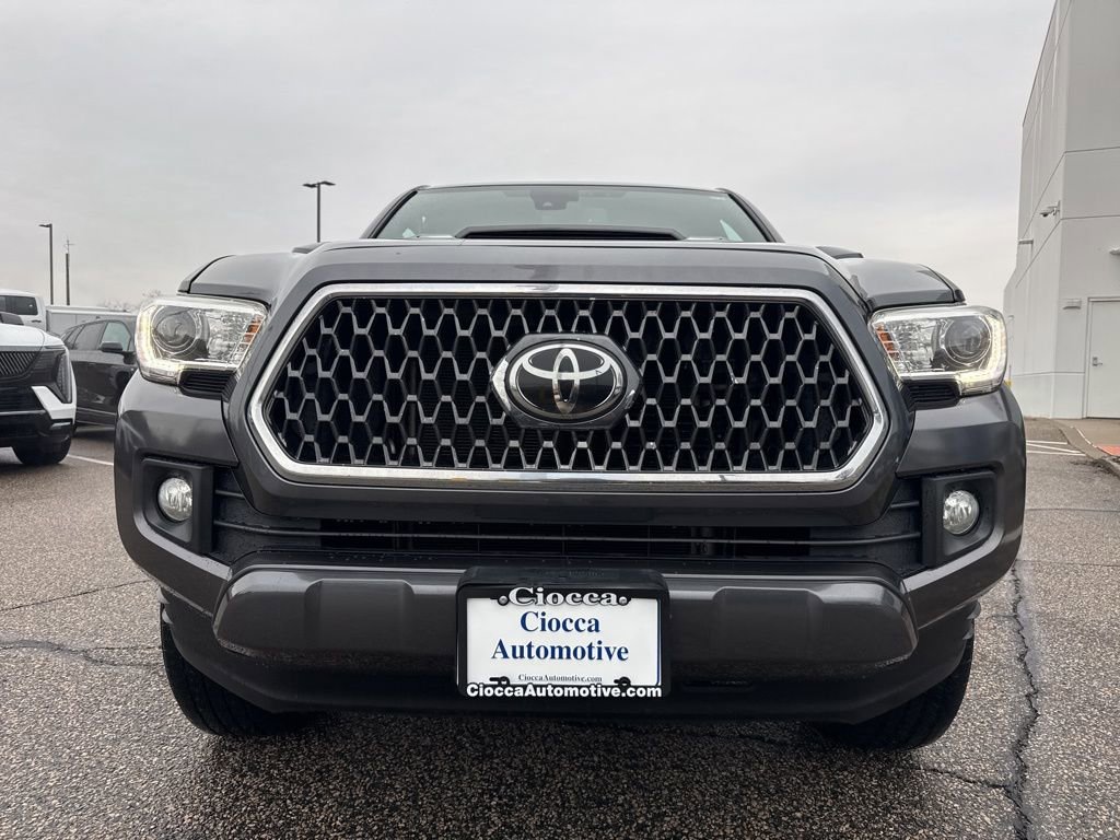 2019 Toyota Tacoma TRD Sport SR5 photo 4