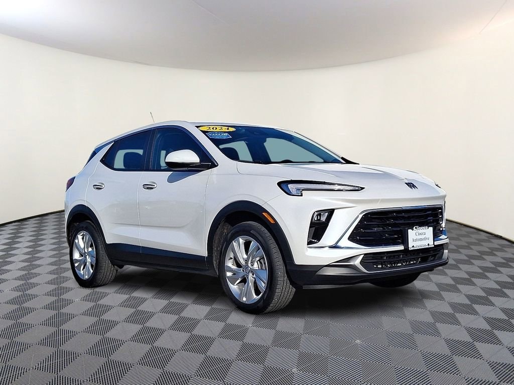 2024 Buick Encore GX Preferred's photo