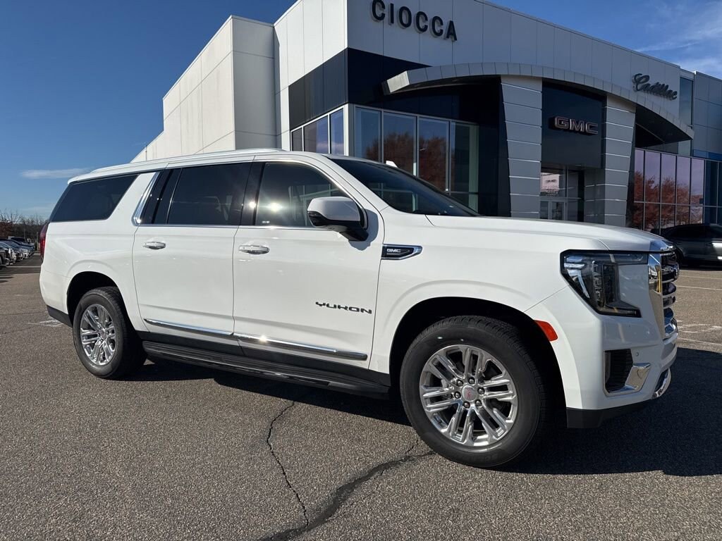 Used 2022 GMC Yukon XL SLT SUV