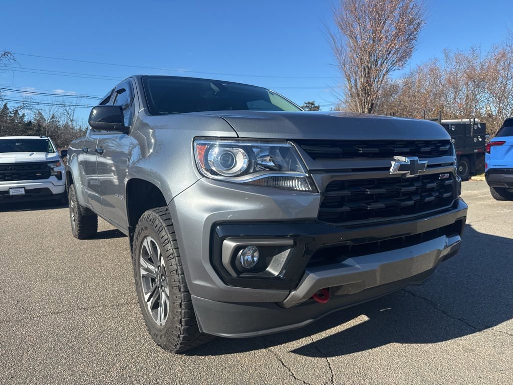 2022 Chevrolet Colorado Z71 photo 2