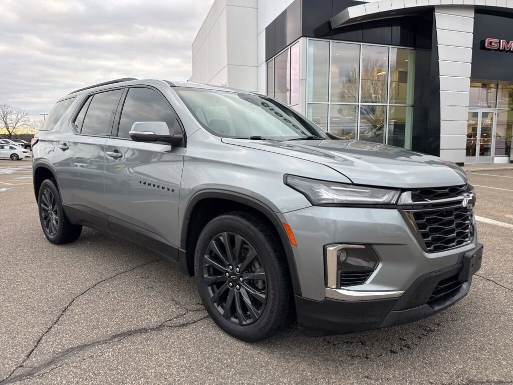 Used 2023 Chevrolet Traverse RS SUV