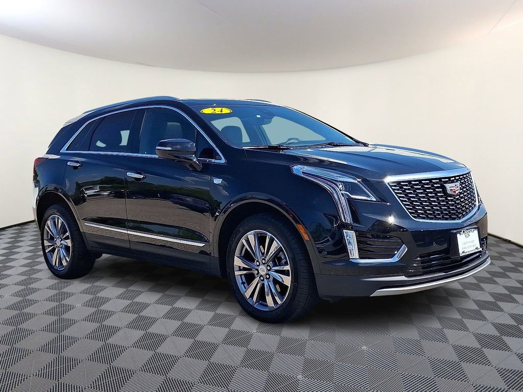 2024 Cadillac XT5 Premium Luxury photo 2