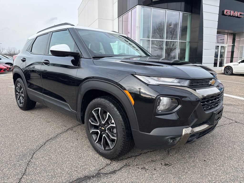 Used 2023 Chevrolet Trailblazer Activ SUV