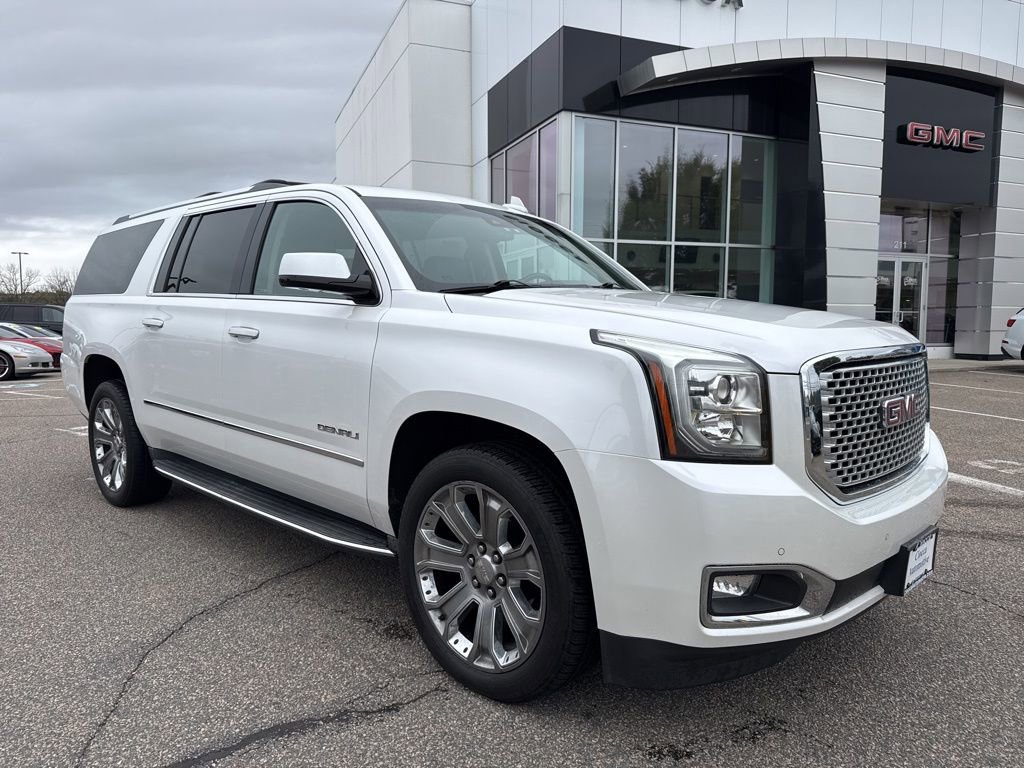 2016 Gmc Yukon XL Denali photo 2