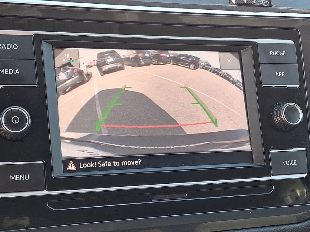 2022 Volkswagen Tiguan S photo 4