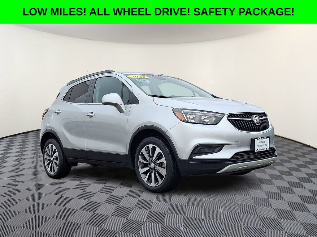 2022 Buick Encore Preferred's photo