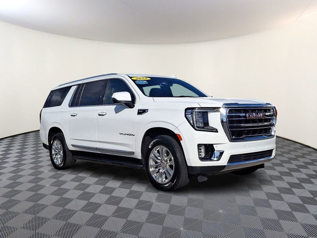 2022 GMC Yukon XL SLT's photo