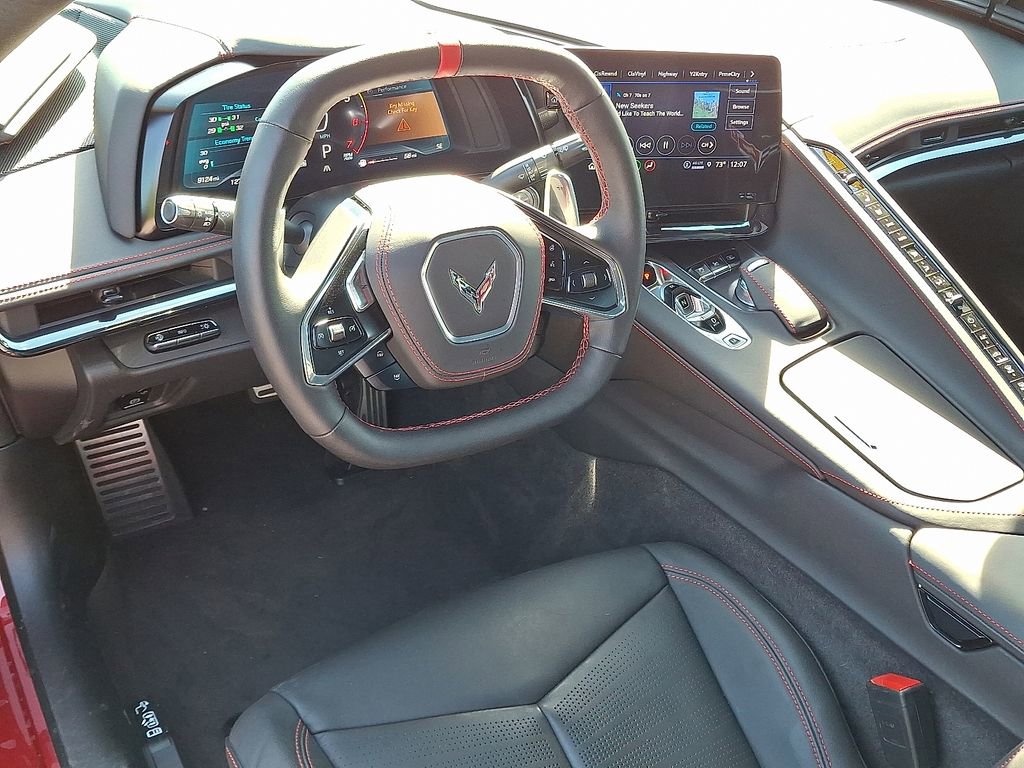 2023 Chevrolet Corvette Stingray 3LT photo 2
