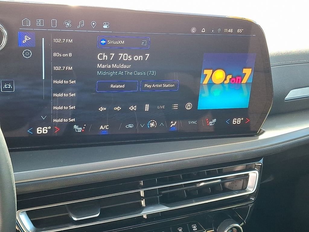 Used 2024 Chevrolet Traverse LT SUV