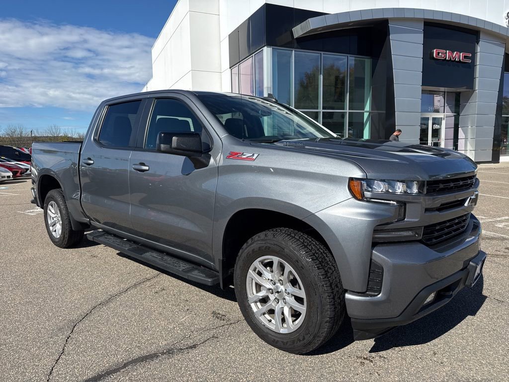 2022 Chevrolet Silverado 1500 RST photo 2