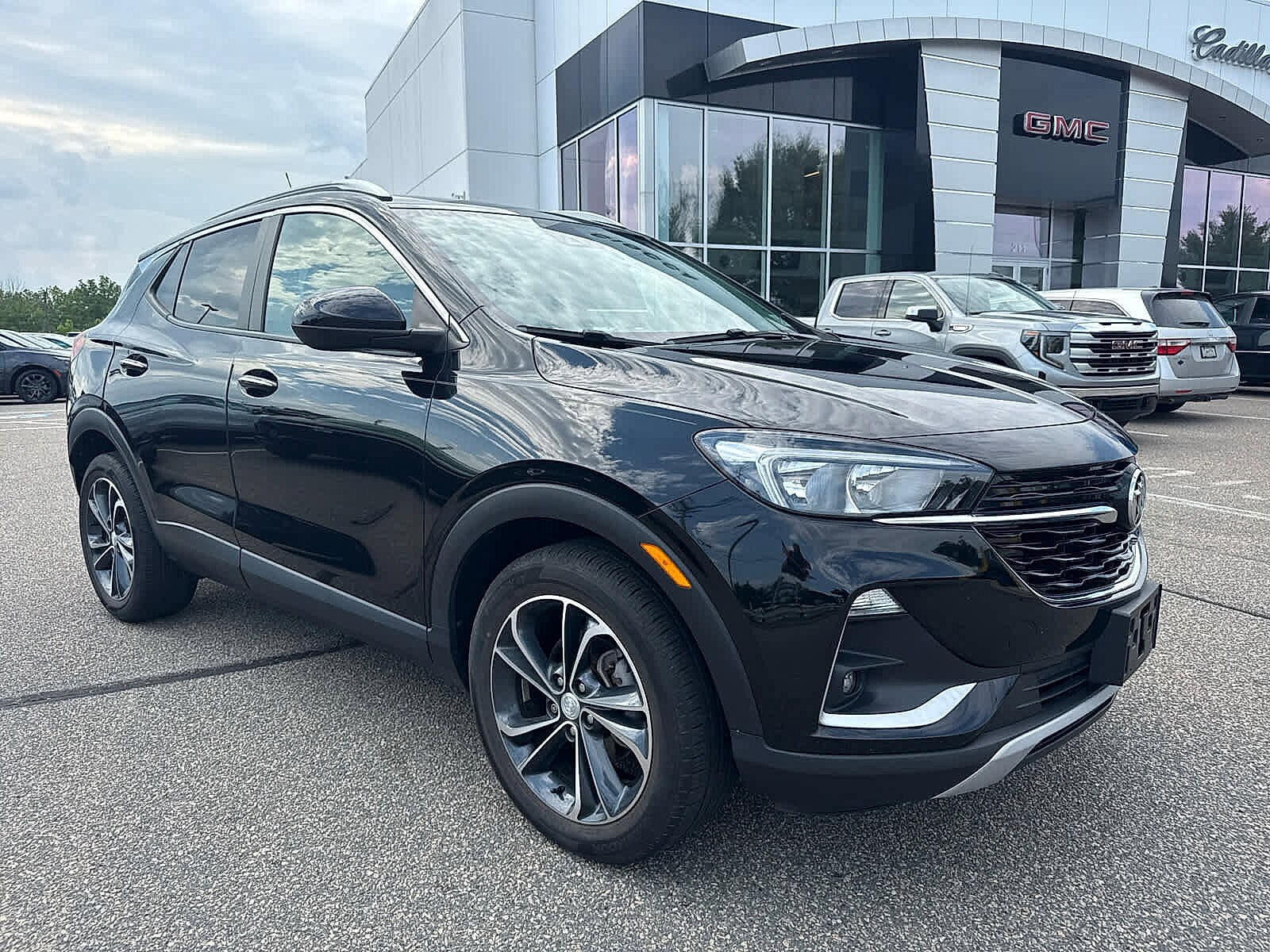 2023 Buick Encore GX Select photo 3