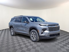 2025 Chevrolet Traverse LT SUV