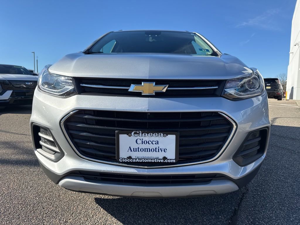 2020 Chevrolet Trax LT photo 4