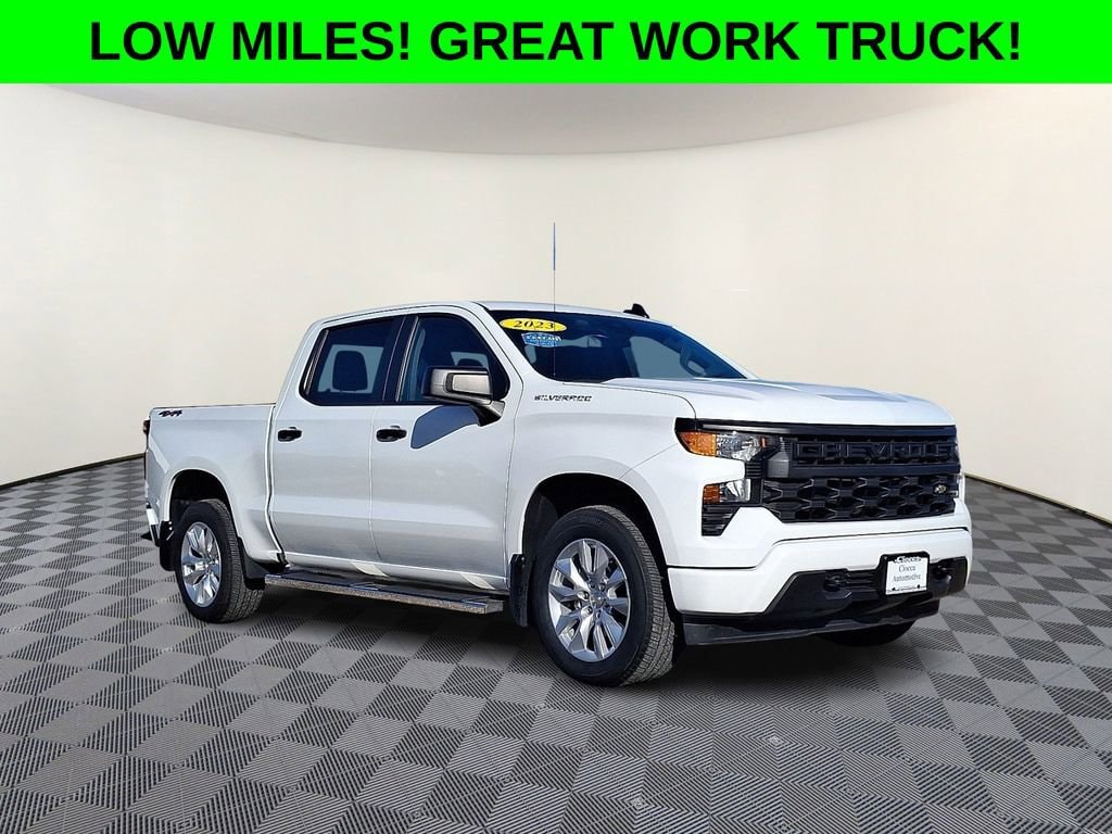 2023 Chevrolet Silverado 1500 Custom's photo