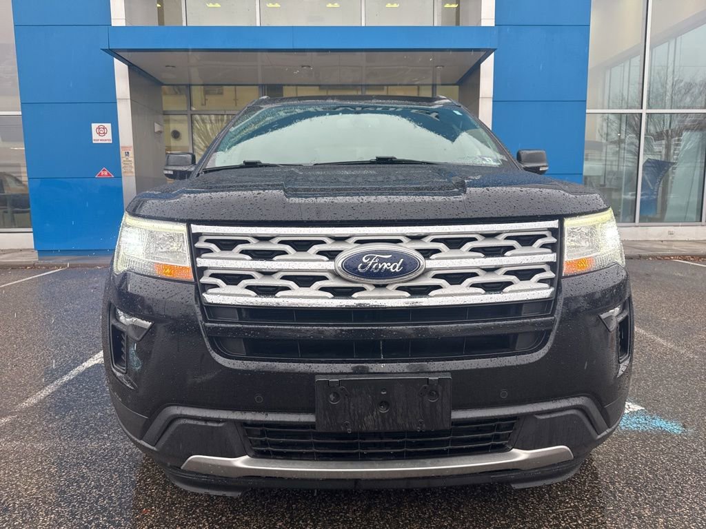 2019 Ford Explorer XLT photo 3